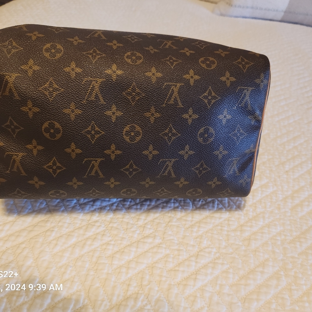 Louis Vuitton Monogram Speedy 30 - Picture 7 of 14